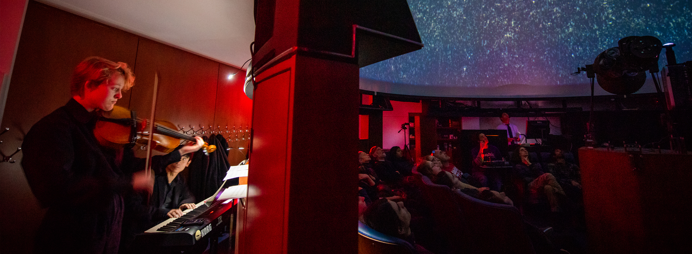 Music performance in the planetarium